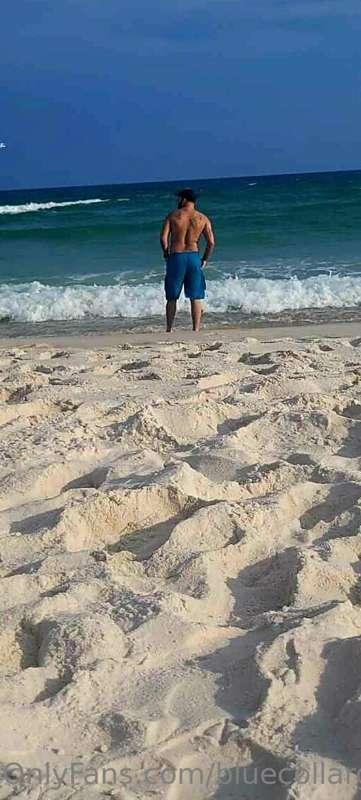 Who else loves the beach?