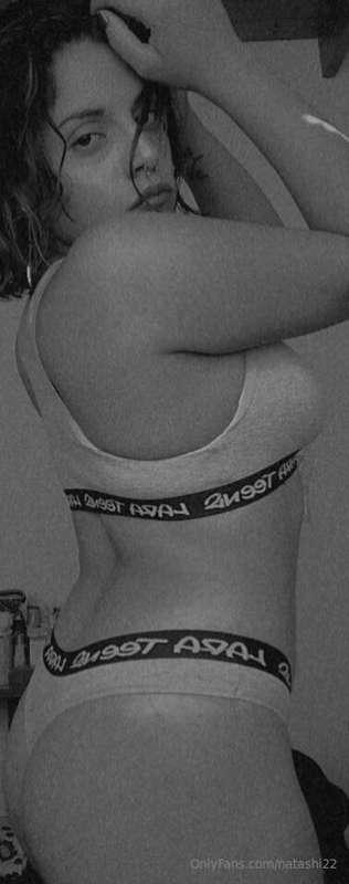 black and white 🖤🤍