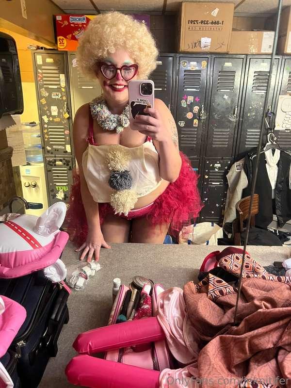 I’m still out here clowning. 