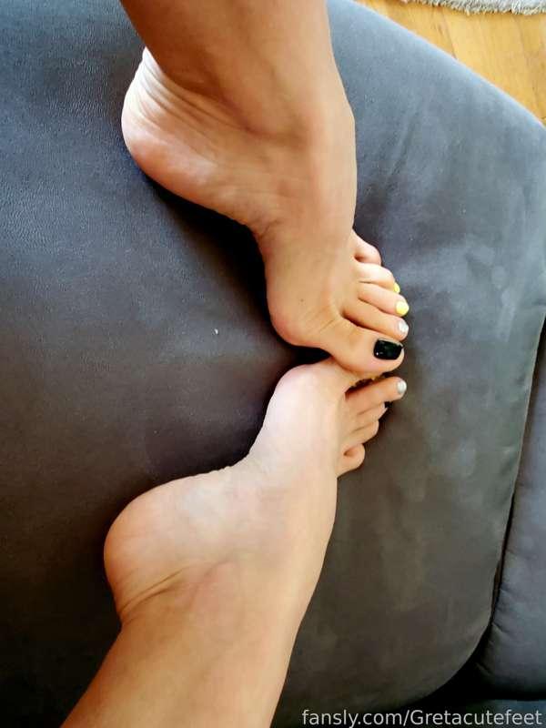 gretacutefeet image #12