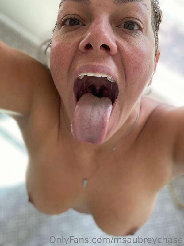💦