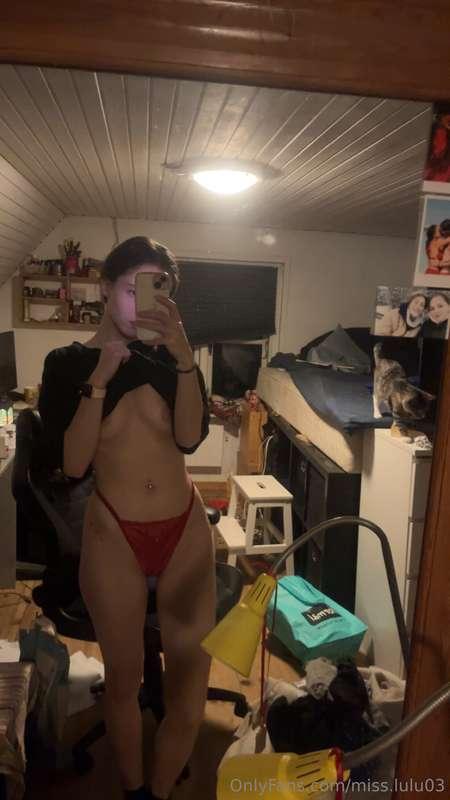 Come to bed with me🥰❤️And tell me your darkest secrets or bi..