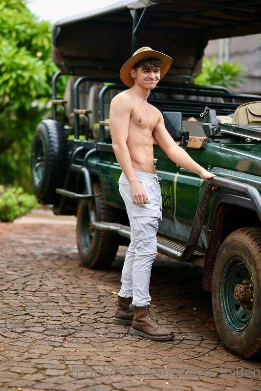 Off to explore some of Cape Town today wish you were with me..