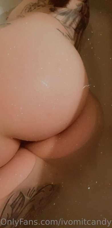 ivomitcandy image #1