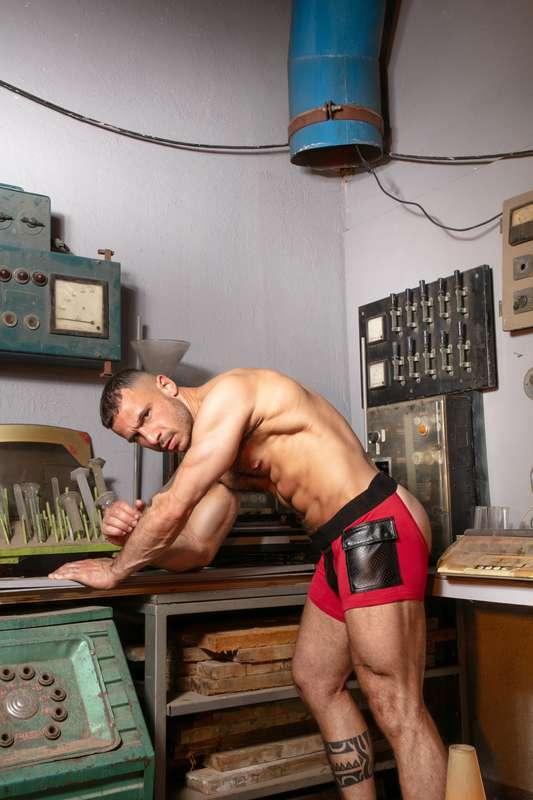 joan_crisol image #2