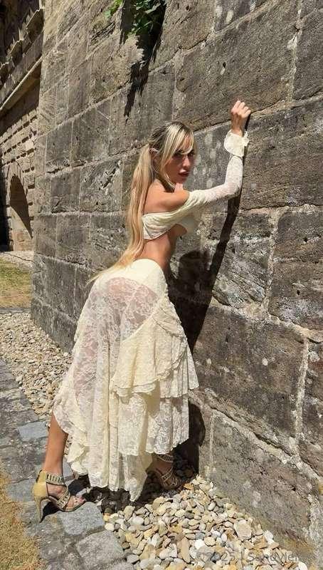 Drückst du mich an die Wand?😏