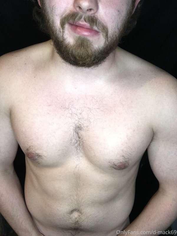 Damn i love how my body looks with this new light. What do y..