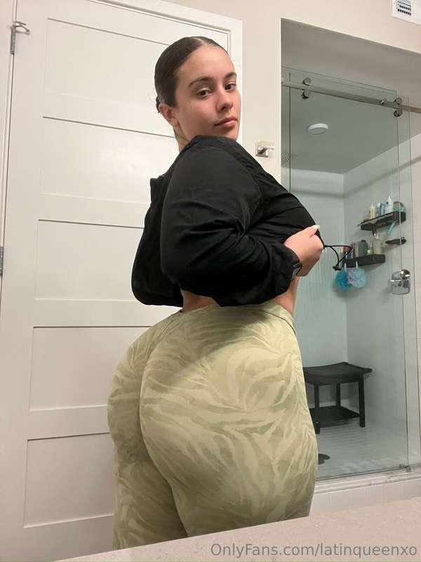 # NEW CONTENT IN YOUR DM!!