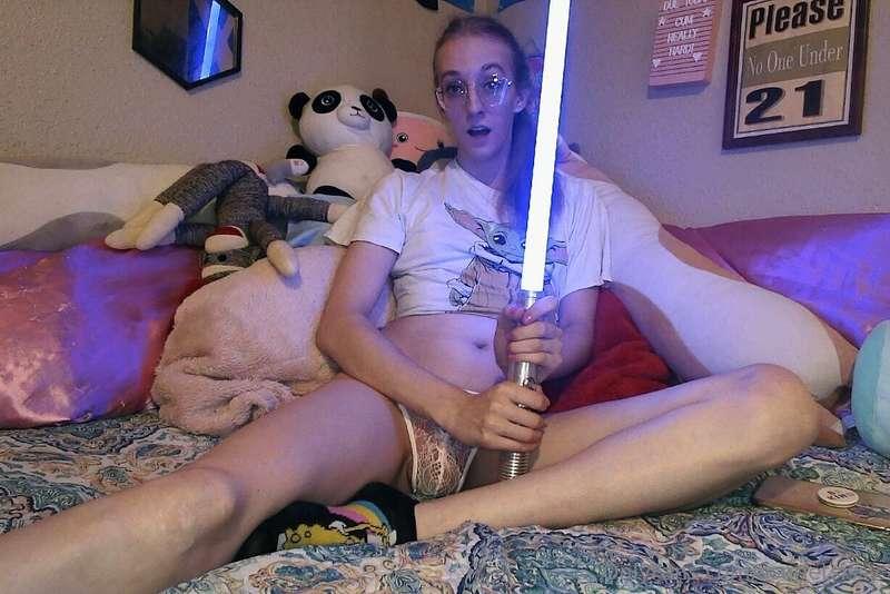 scarletsissy image #0