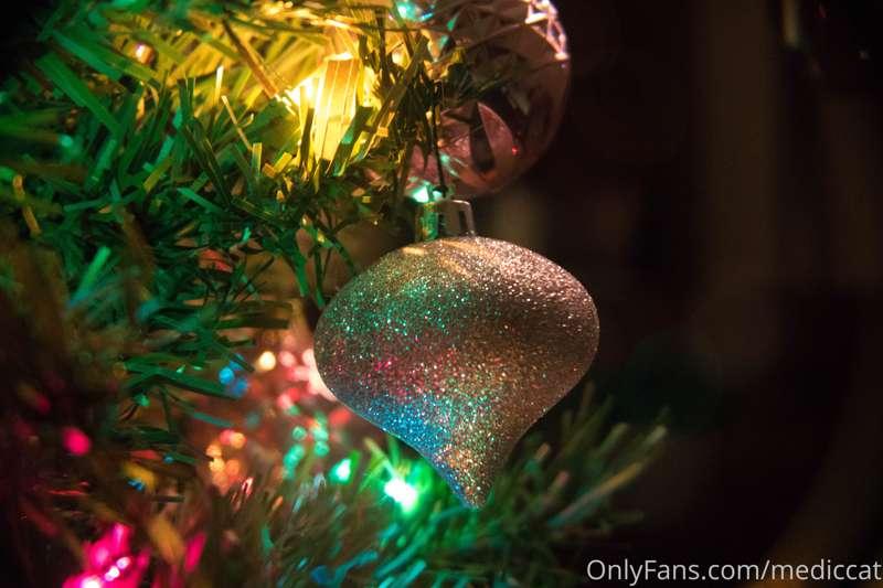 🐾🌲🎁❤Happy Holidays Everyone❤🎁🌲🐾
🐱Hope you have a very cozy D..