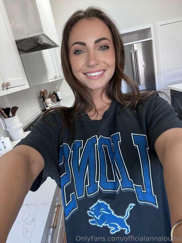 Do I have any Lions fans following me?! 🥳 I’m a Michigan gir..