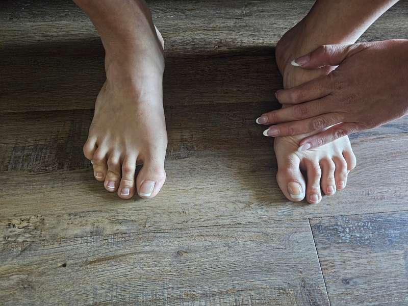 i need a new floor mat subby to step on and humiliate. who’s..