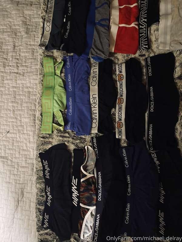 Selling undies! DM for details, cummed in, worn, whatever 😘🖤