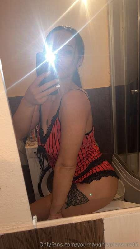 yournaughtypleasure05 image #0