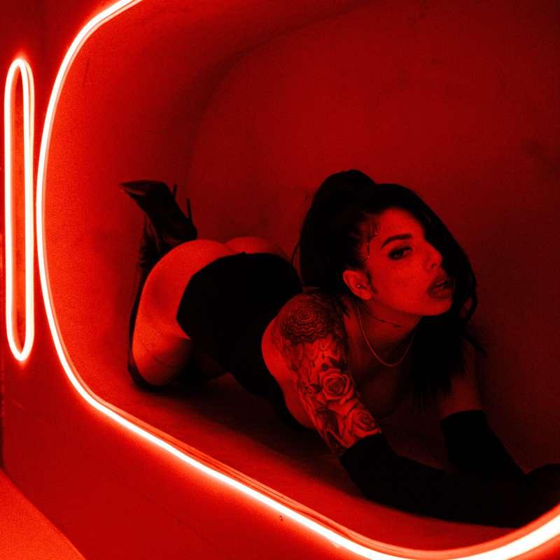 Be sure to check your DMs tonight😘 I'll be closing my VIP an..