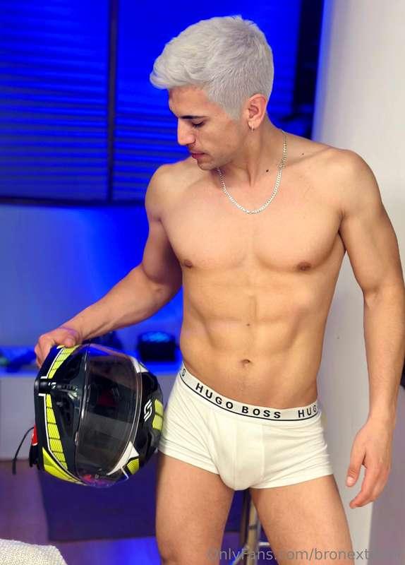 Que ganas de grabar un video con outfit de moto 😜 a quien le..