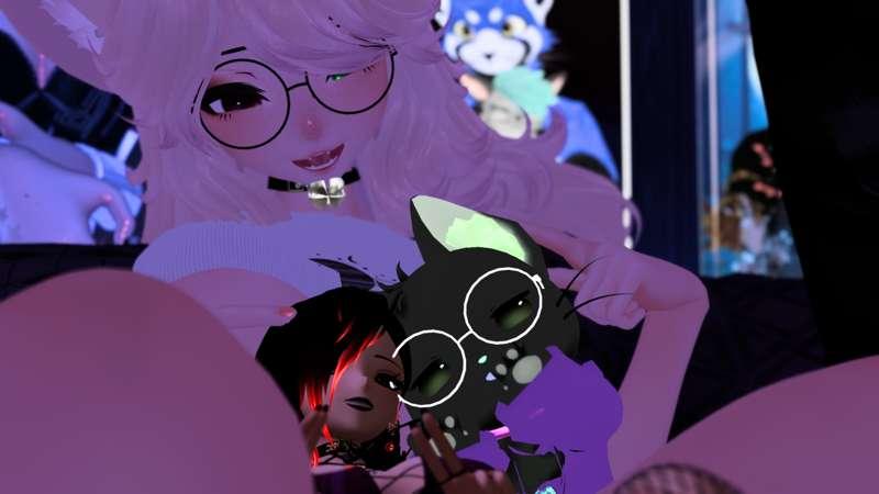 vee_vrchat main image
