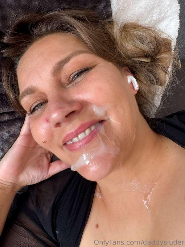 Finally cum on my face againDo you like that?😻💦🍆Endlich wied..