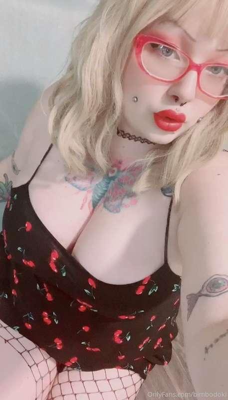 Honestly I feel so pretty today and no one is giving me atte..