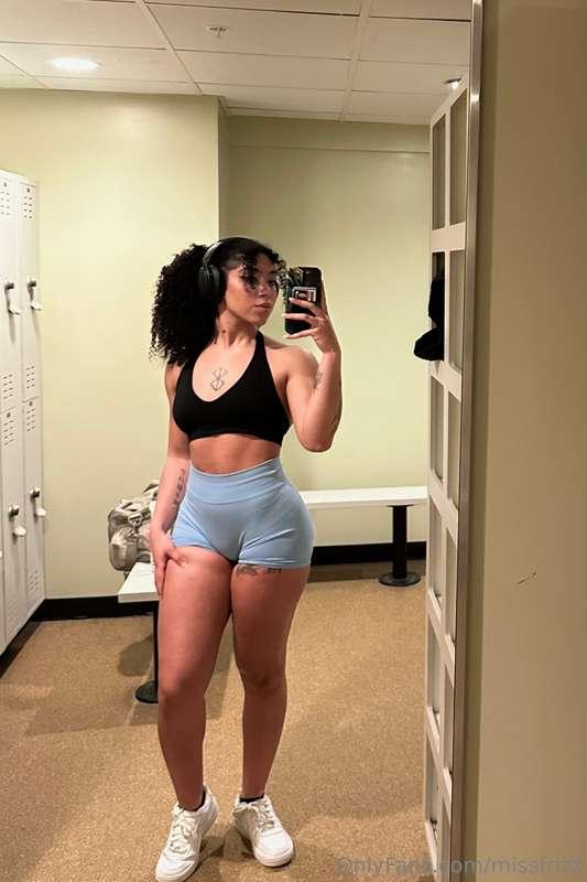 You know I live in gym clothes 😜