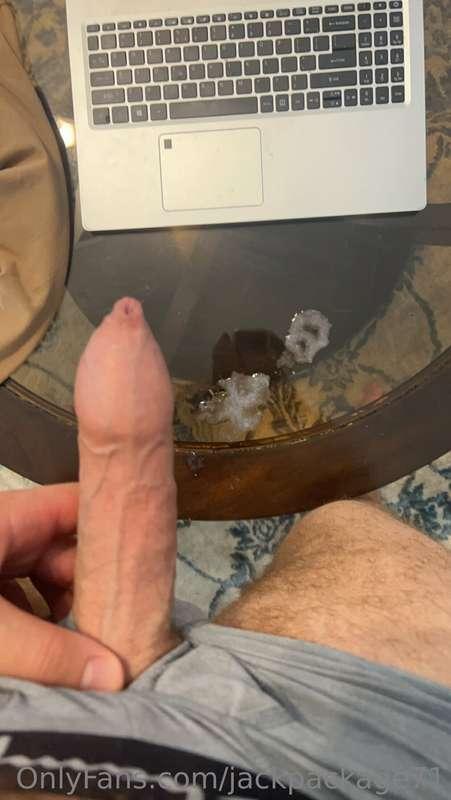 Clean up my table?🤤