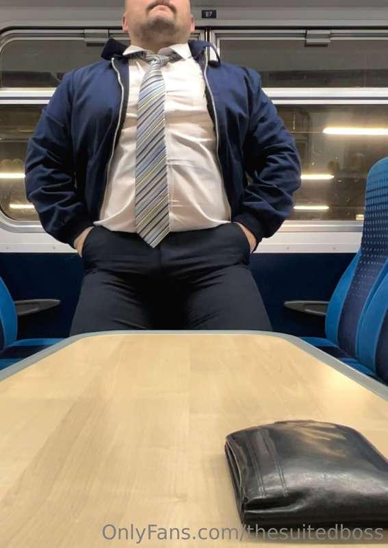 thesuitedboss image #5