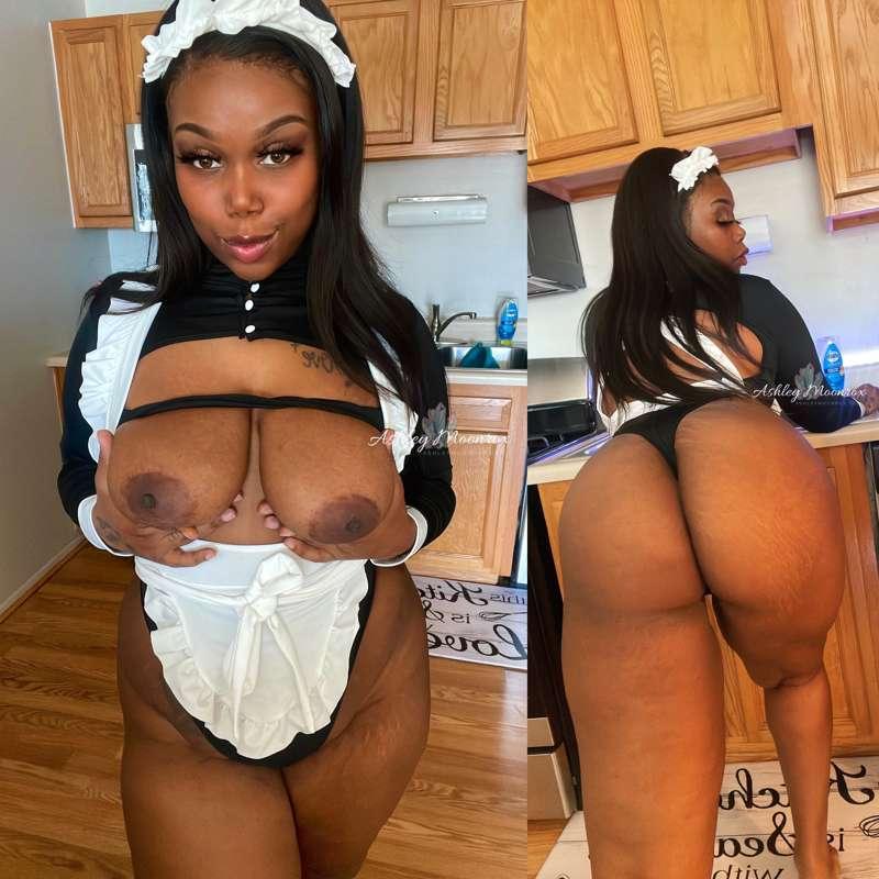 Front or back 😏 either way you gonna nut 🥜