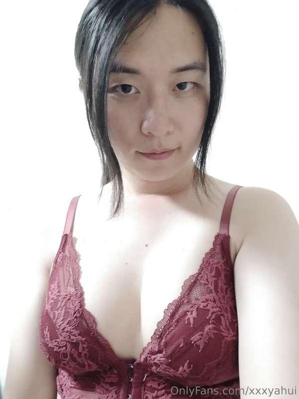 Sfw picsRed bra
