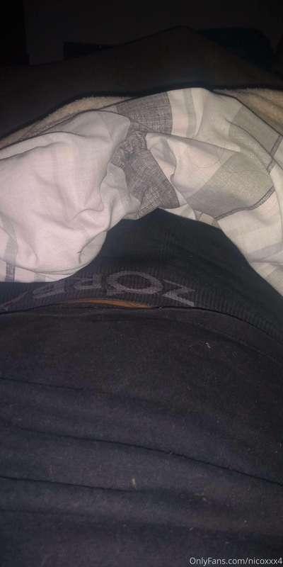 🔥💦 😉 Alone in bed 😉💦🔥