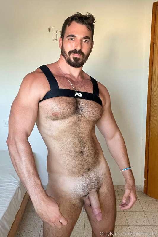 I need to fuck someone wearing this 😈