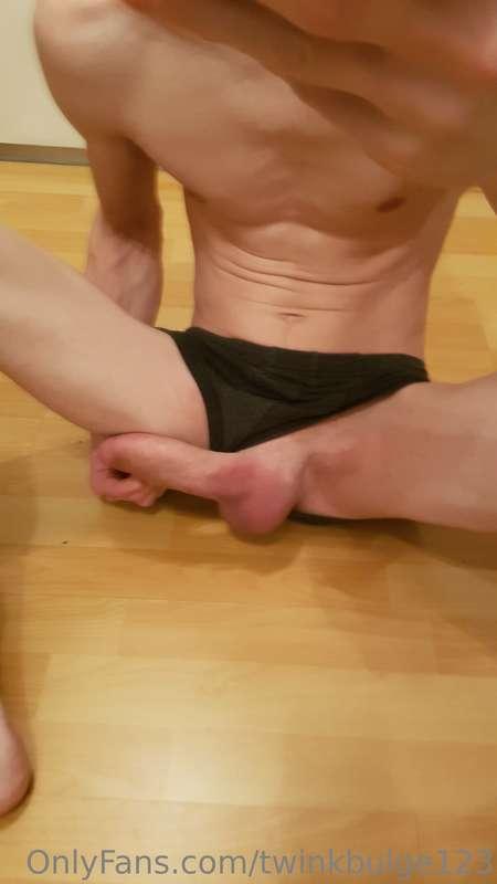 twinkbulge123 image #0