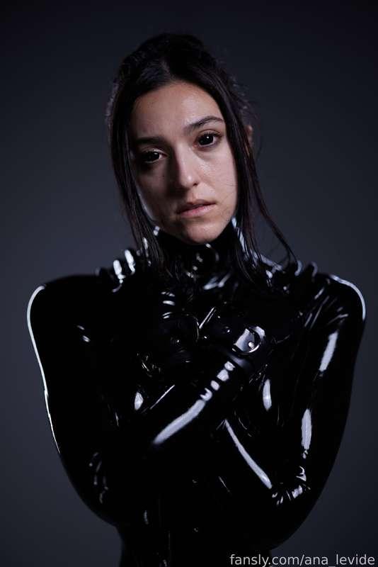 ana_levide image #335