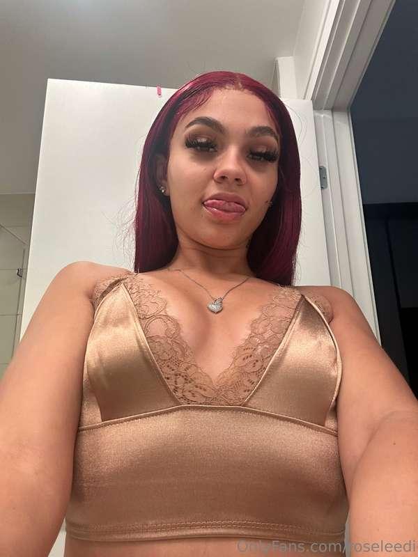 Should I go back to being red?😏