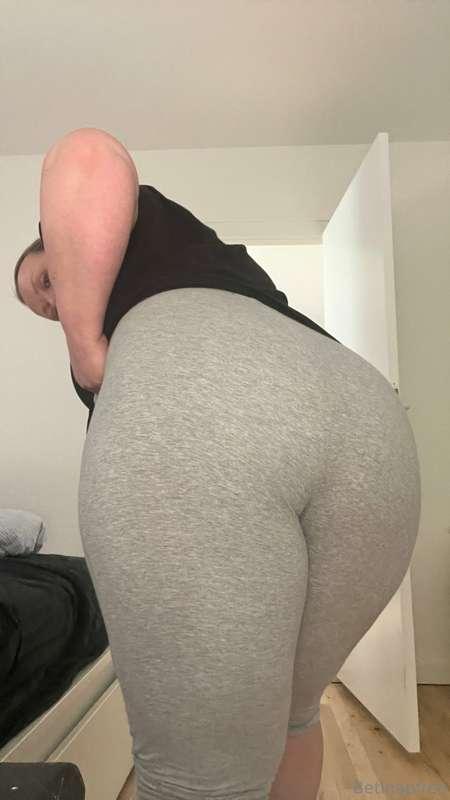 let me drain your balls baby 😈
