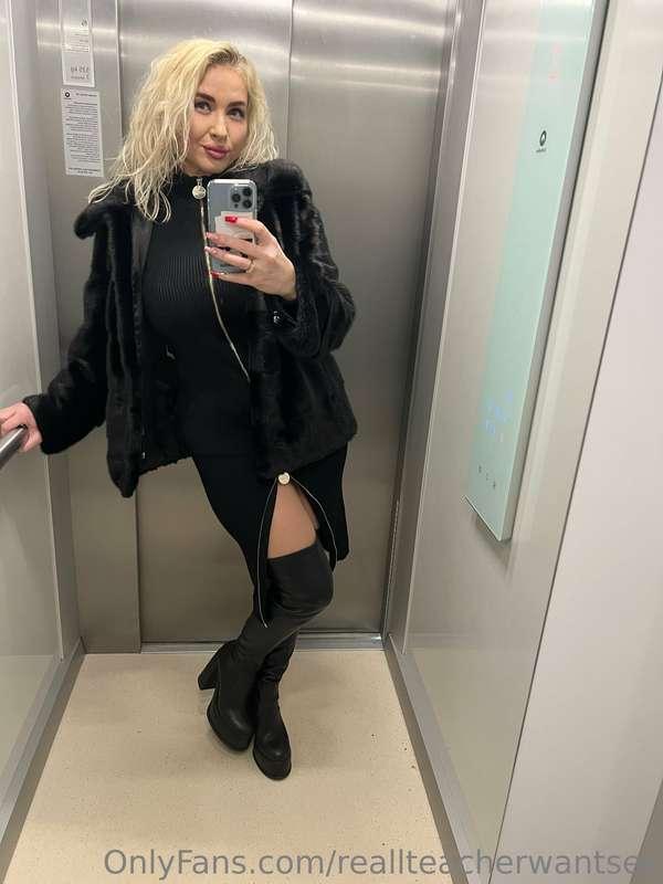 Like all outfit?
