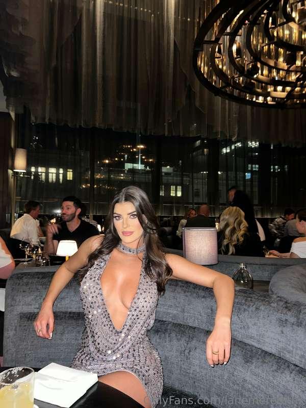 join me? 🖤🖤🖤