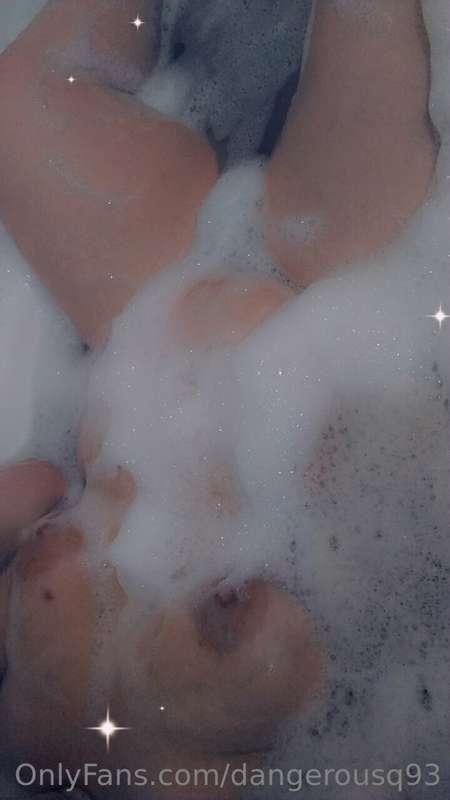 Little bubbly fun tonight