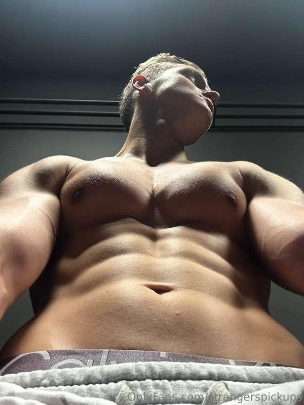 Cute guy from our gym @chasereed just starred hi onlyfansChe..