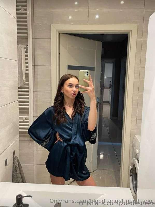 This is the cutest girl @daisyy_vip you've ever seen🥰 Uncove..