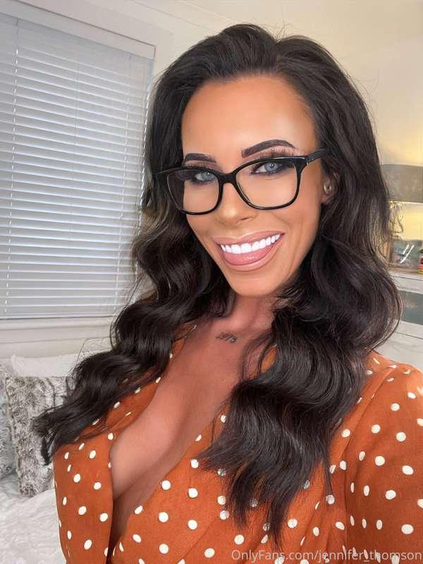 The last few hours to subscribe with a 65% discount!! 👋🏾 see..