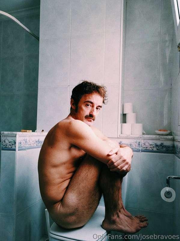 Siempre que mostramos, tapamos. Y viceversa, siempre que tap..