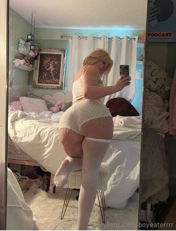 boyeaterrrr image #3
