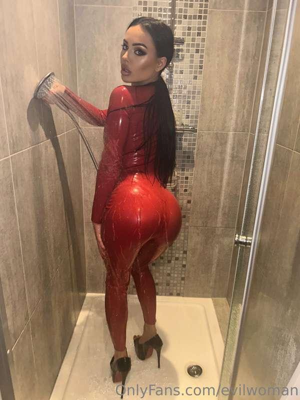 evilwoman image #2