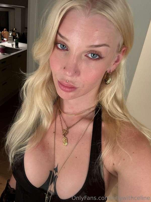 I could stare at you like this all day, while you lose contr..