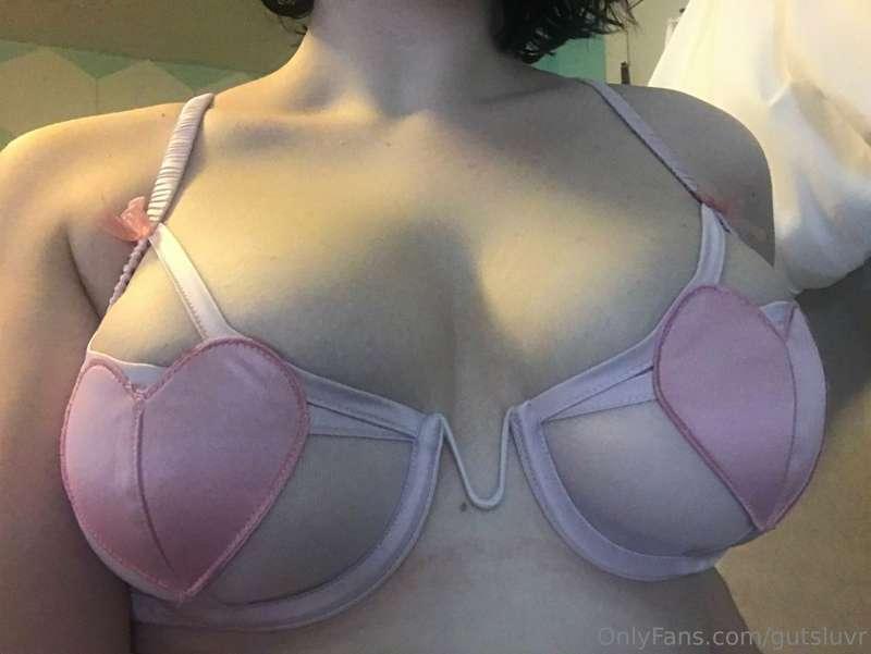 hi everyone!! sorry i haven't been posting much... i had cov..