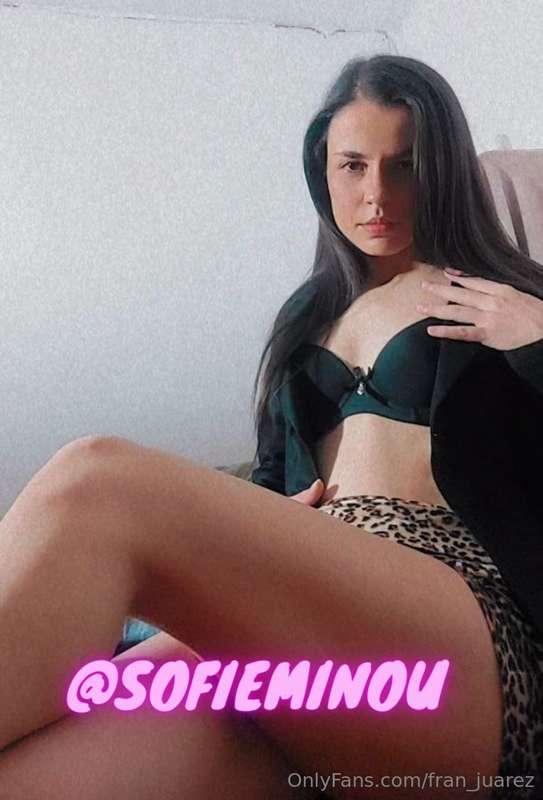 Sexy @sofieminou wants to take your hard cock inside her 𝗦𝗨𝗣..