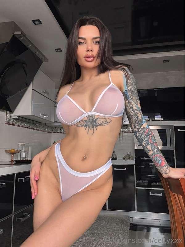 HOT BRUNETTE WITH BIG TITS @sweet_alisha 😍🥵LOVES HOT TALKING..