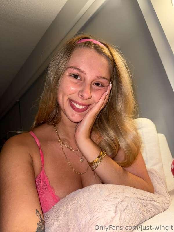 Do you want my pussy dripping on your cock… or your face fir..