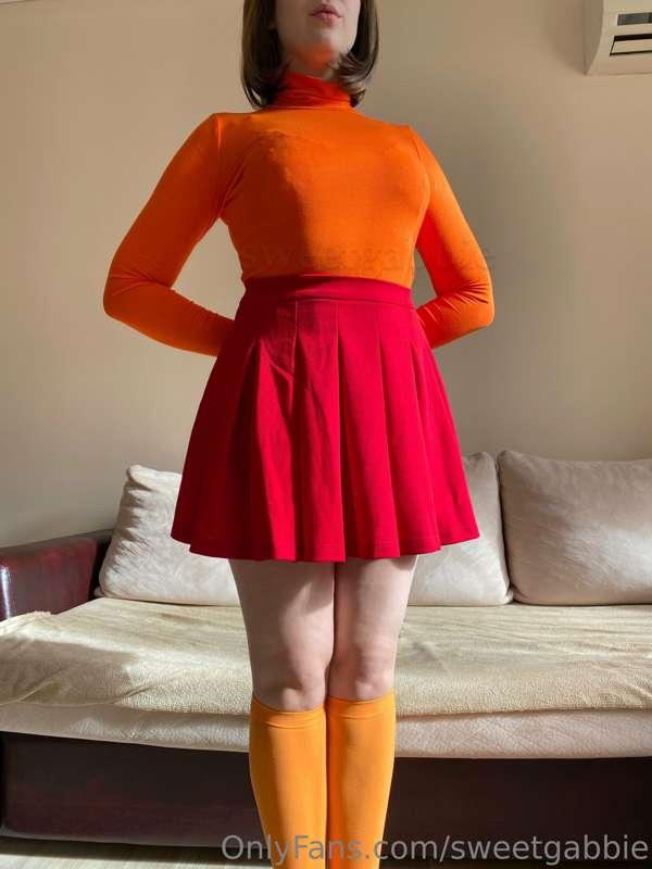Now presenting: my rendition of Velma Dinkley and her naught..