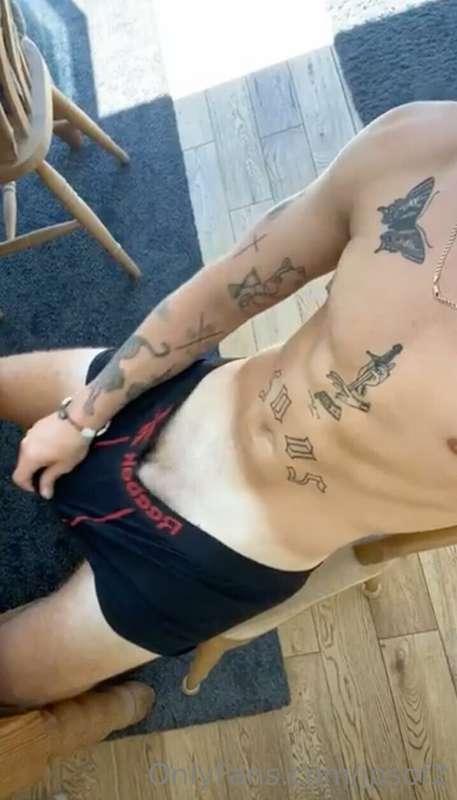 Want to pull my boxers down? Go ahead! 🥵🔥🍆